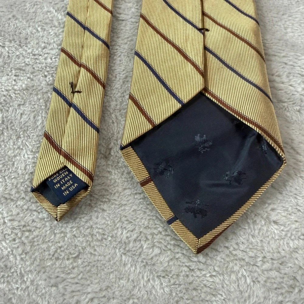 Brooks Brothers excellent pre